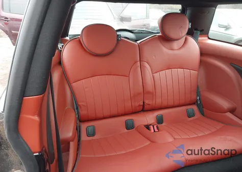 2009 Mini Cooper S z USA, uszkodzony, nr VIN WMWMF73559TW82933